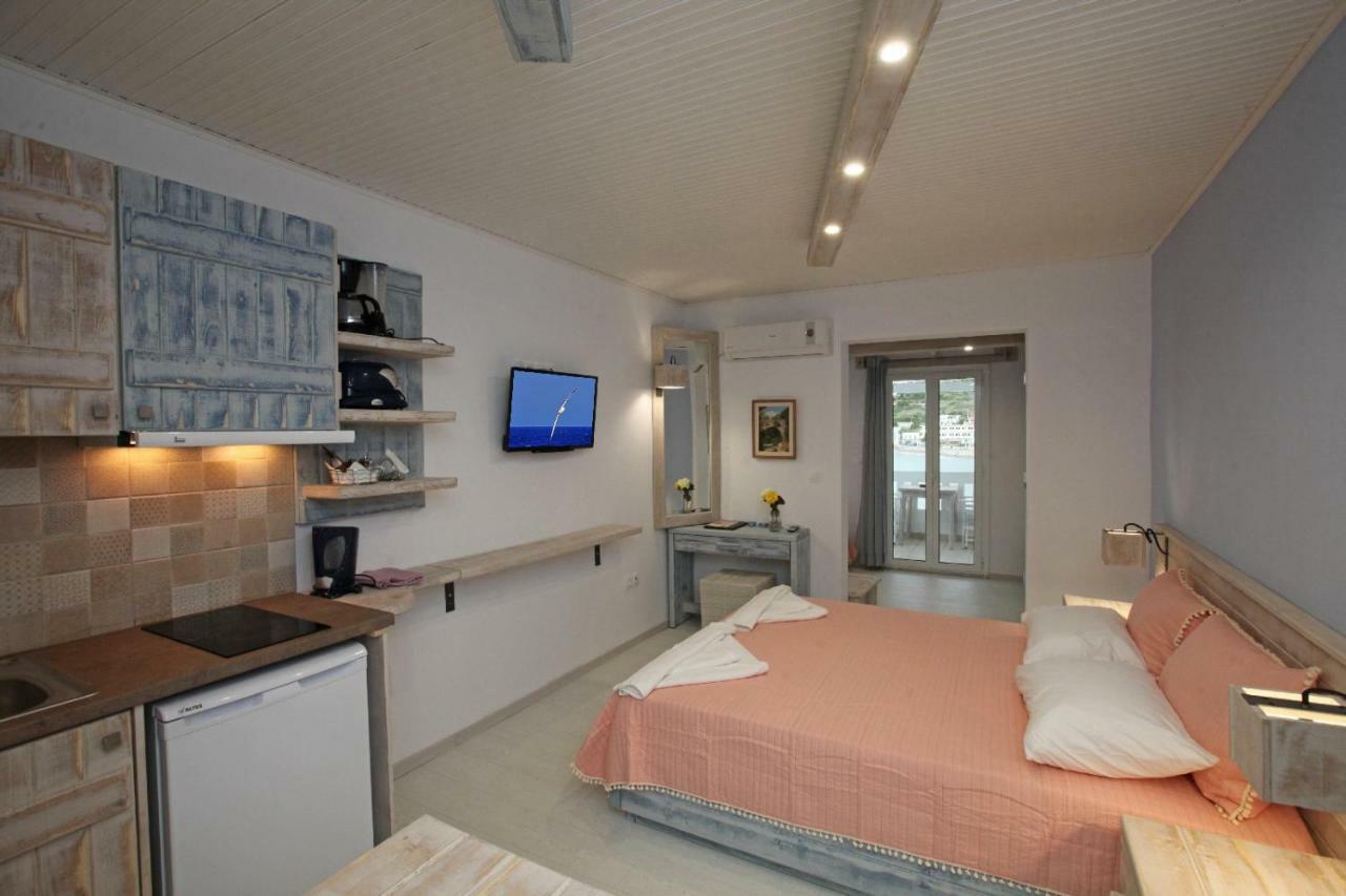 Bella Vista Aparthotel Batsi Eksteriør bilde